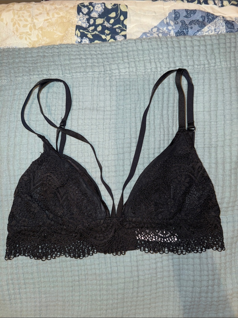 Victoria's Secret Black Lace Bralette with Scalloped Hem